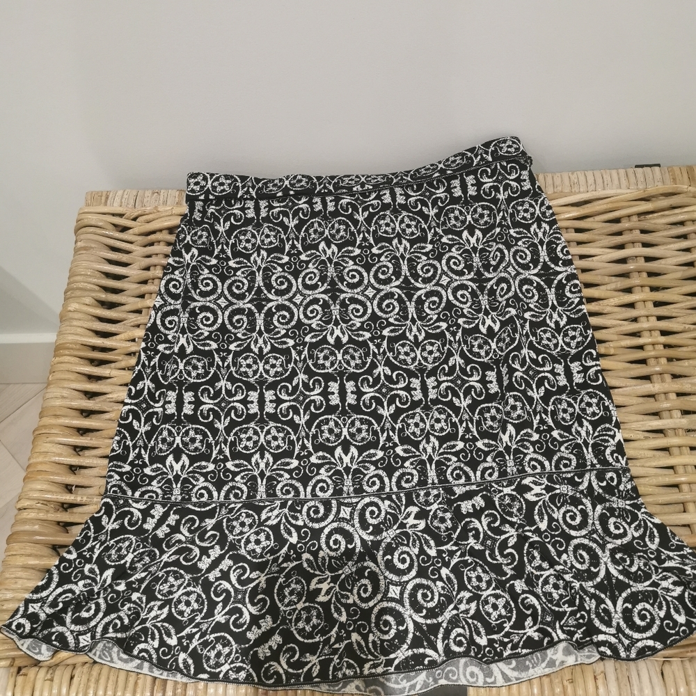 Max studio Skirt